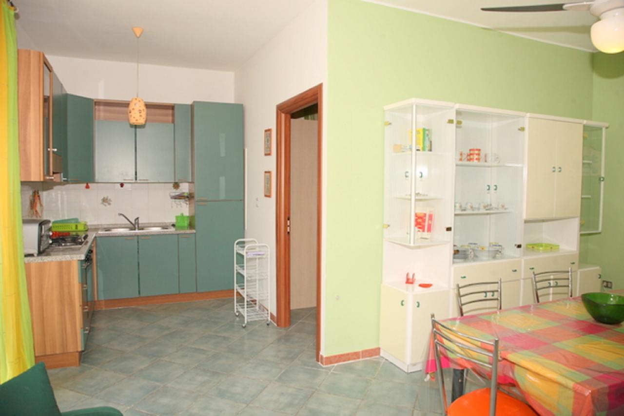 Calliope E Silvia, Apartment